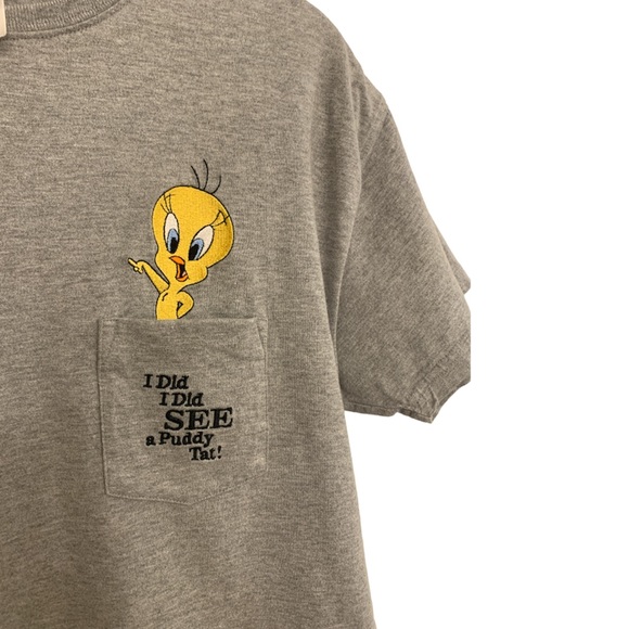 Warner Brothers Studio Looney Tunes Tweety Bird Embroidered Grey T Shirt Small - Picture 3 of 6